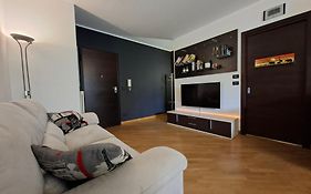 BG House - appartamento con giardino e garage privato